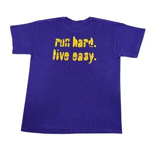 Varsity Sports ‘Run Hard Live Easy’ Purple Graphic Tee Sz M